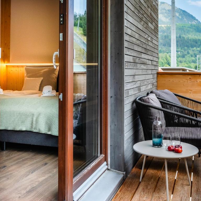Partnachlodge - Apartment mit Balkon - 8