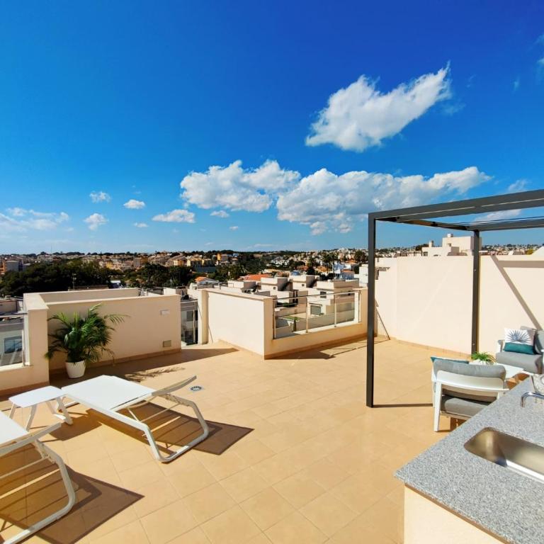 Apartamento con solarium en Jardines de Montesolana - Two-Bedroom Apartment - 14