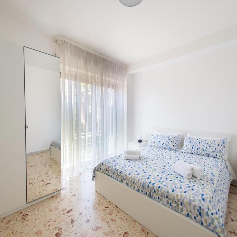 B&B A CASA DI MARCO Salerno CENTRO - Camera Matrimoniale Deluxe con Balcone e Vista Mare - 6