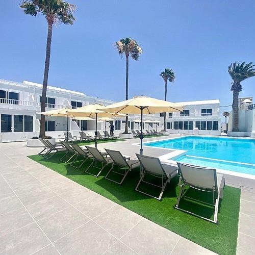 Puerto Del Carmen AirConditioned 2bed poolside apt - Two-Bedroom Apartment - 10