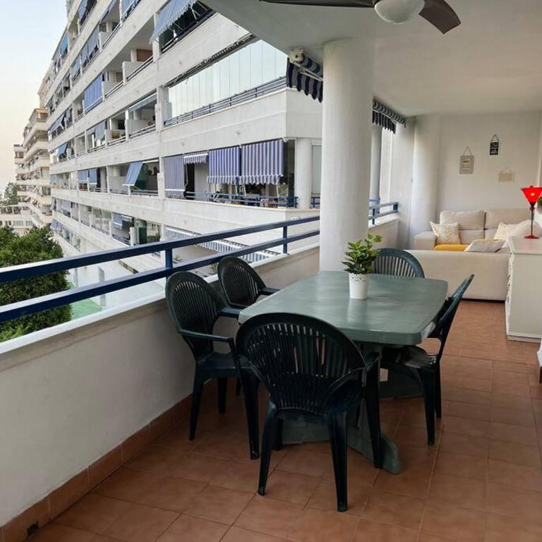 Marbella Piso en casco junto a playa Piscina in summer season - Apartamento de 2 dormitorios - 23