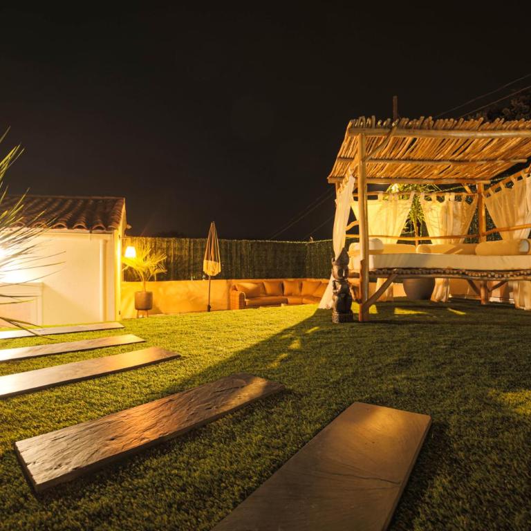 Ô Balinais mini villa avec spa et piscine chauffée privative Marseille - Suite Lit Queen-Size - Vue sur Piscine - 4