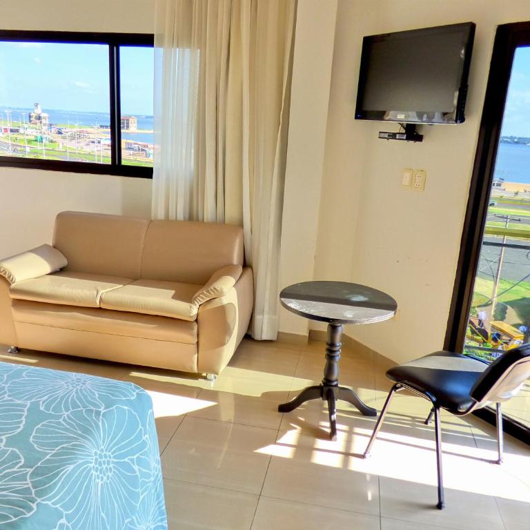 De La Costa Hotel - Habitación Executive - 11