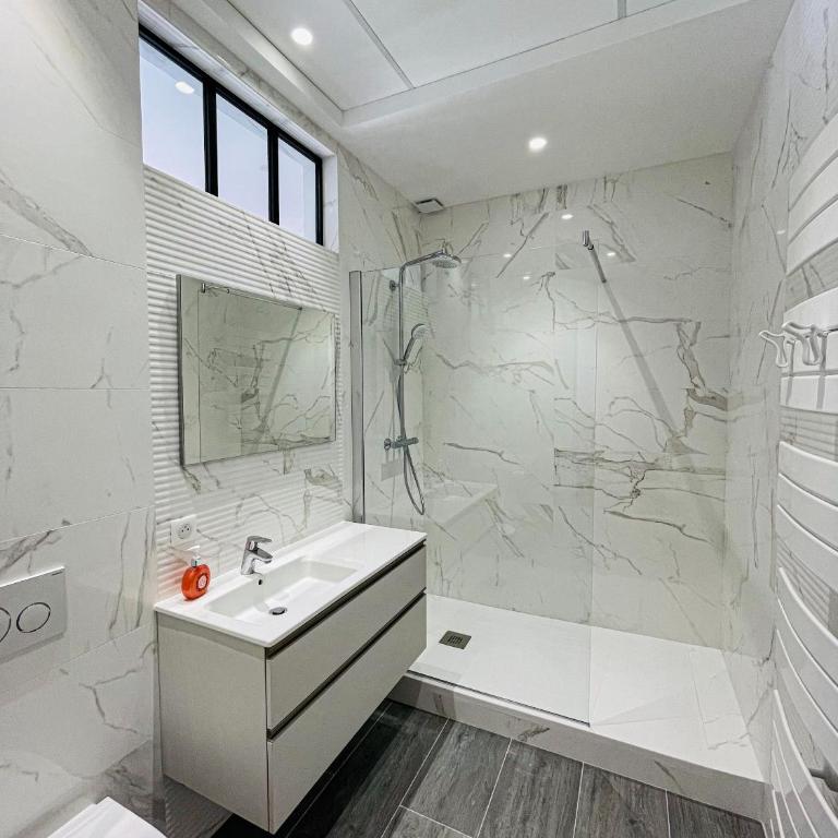 cote sud deux chambres proche croisette - Apartamento de 2 dormitorios - 11