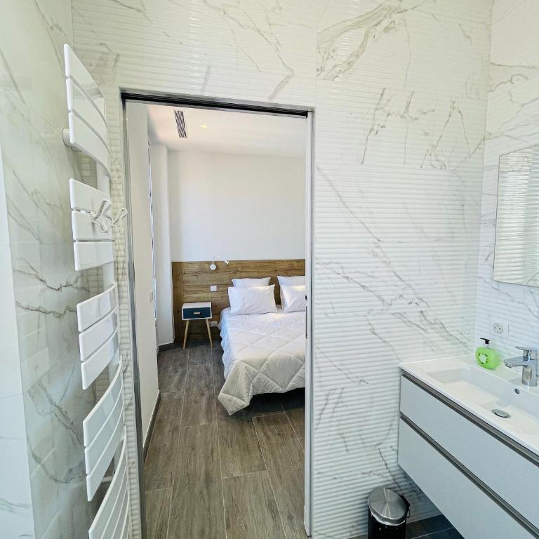 cote sud deux chambres proche croisette - Apartamento de 2 dormitorios - 14