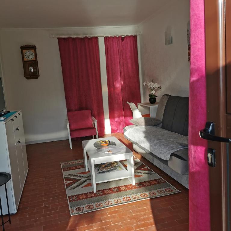 Trinity Apartment Seafront - Apartment with Sea View - 76