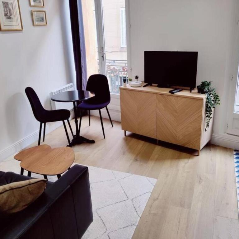 Le Boulegon by La Familia - One-Bedroom Apartment - 2