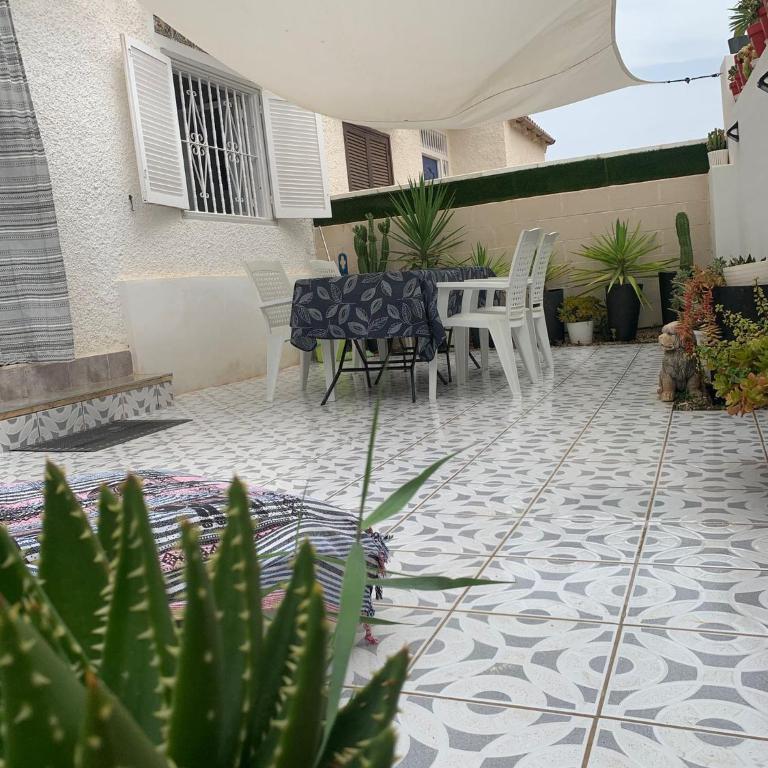 Casa de la playa - Three-Bedroom House - 25