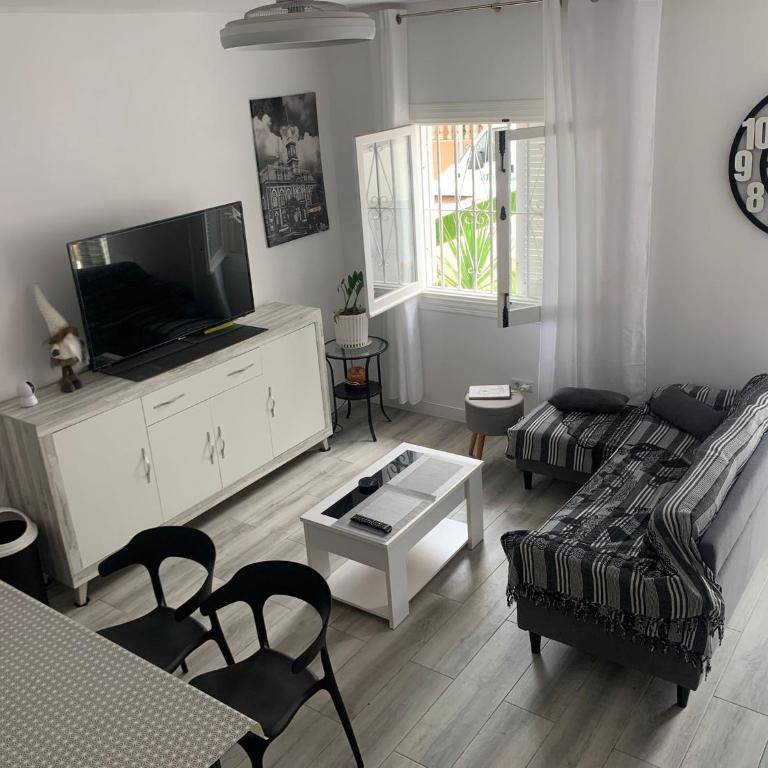 Casa de la playa - Three-Bedroom House - 3
