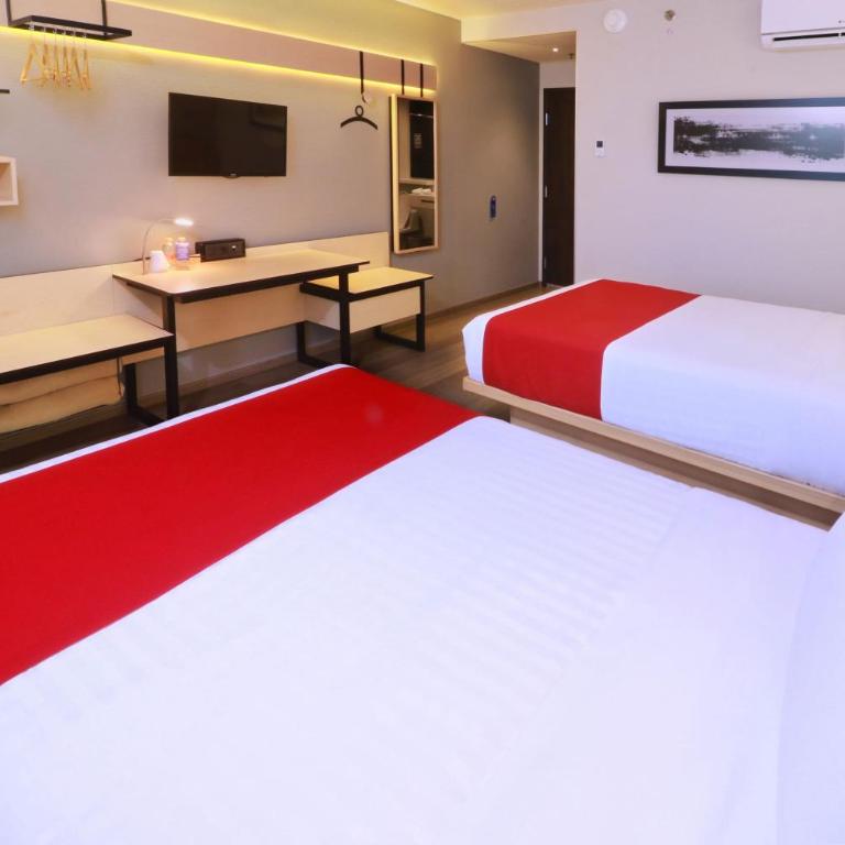 City Express by Marriott Monterrey Universidad - Double Room with Two Double Beds - 5