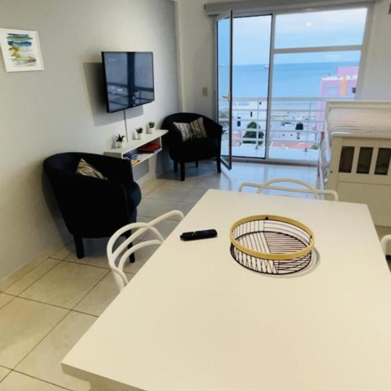 Depto en Inmejorable ubicación a 50mts del mar y con vista al mar! - One-Bedroom Apartment - 1