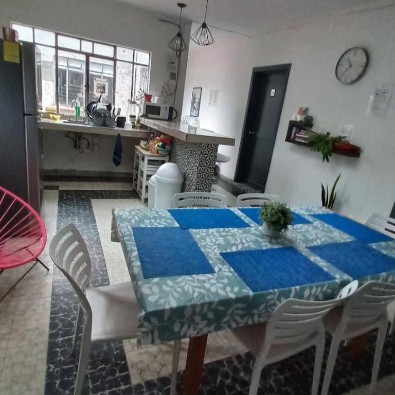 A7 Habitación en Condesa Amsterdam - Double Room with Shared Bathroom - 4