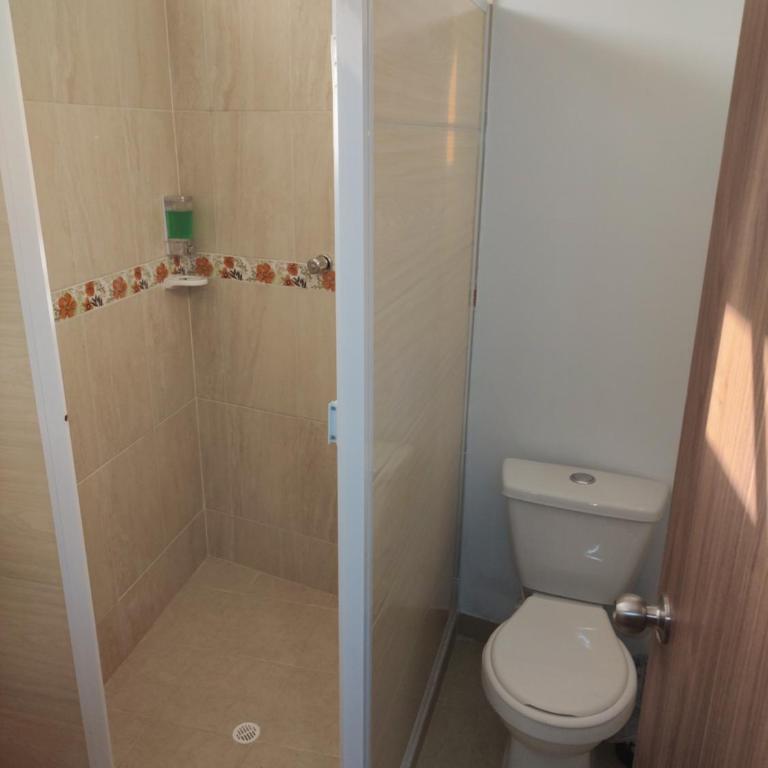HOTEL MANANTIAL 1 - Habitación Doble Deluxe con ducha - 7
