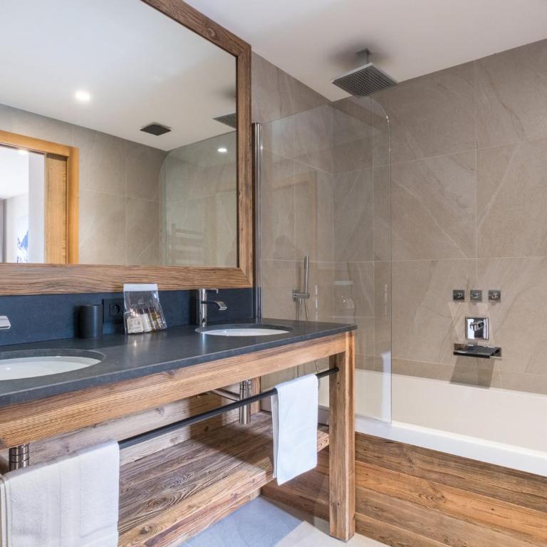 Chalet de luxe 15 personnes aux 3 Vallées avec jacuzzi et sauna - Chalet 3 Chambres - 11
