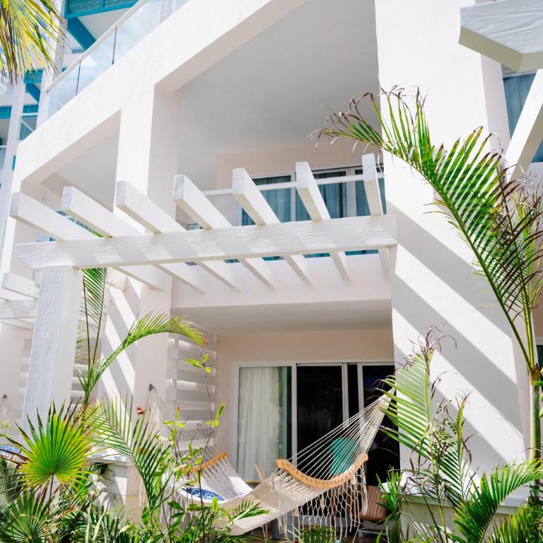 Margaritaville Island Reserve Riviera Maya - An Adults Only Karisma All-Inclusive Experience - Island Oasis Suite - 3