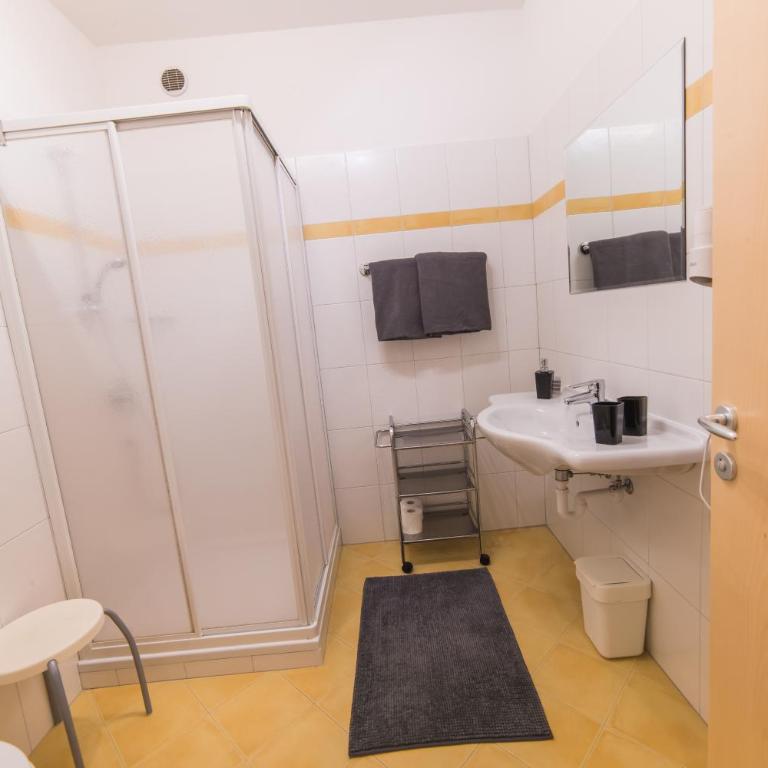Hotel zum See - Comfort Double Room - 5