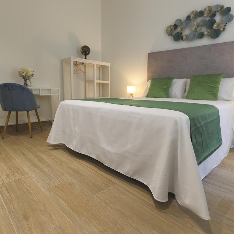 Dorinda Rooms - Superior Double Room - 7