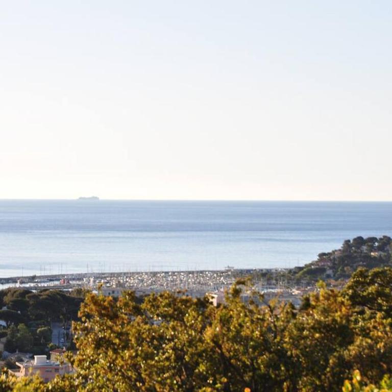 Villa Abeille : douces vacances d'été avec vue mer - Villa - 7