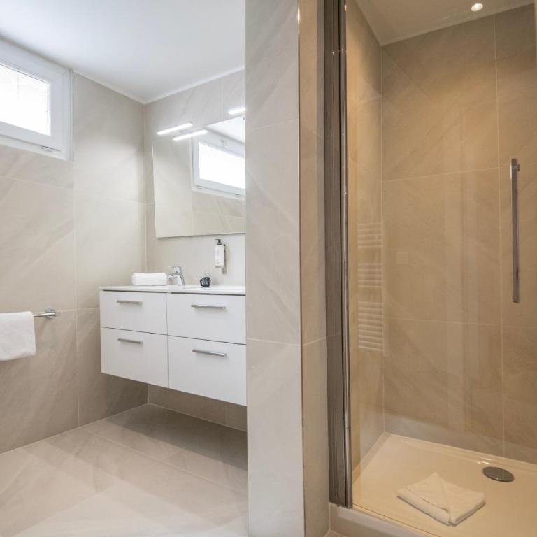 Appartements French Riviera Confidential Centre Ville Juan les Pins proche des plages - Appartamento su 2 Livelli - 5
