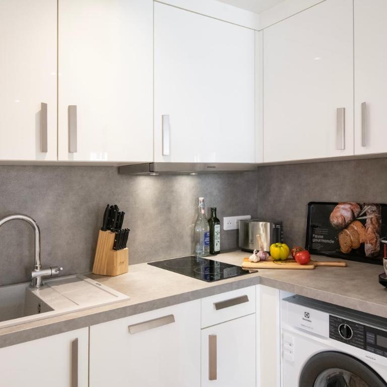 Appartements French Riviera Confidential Centre Ville Juan les Pins proche des plages - Appartamento su 2 Livelli - 9