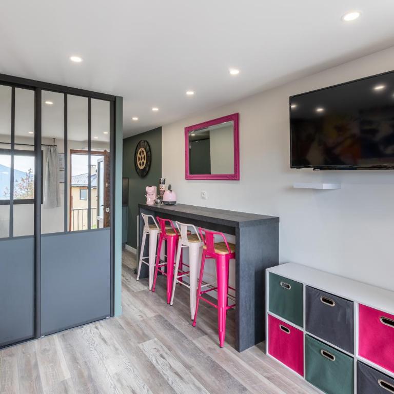 Arthurine - Studio pour 4 aux Angles - Studio - 8