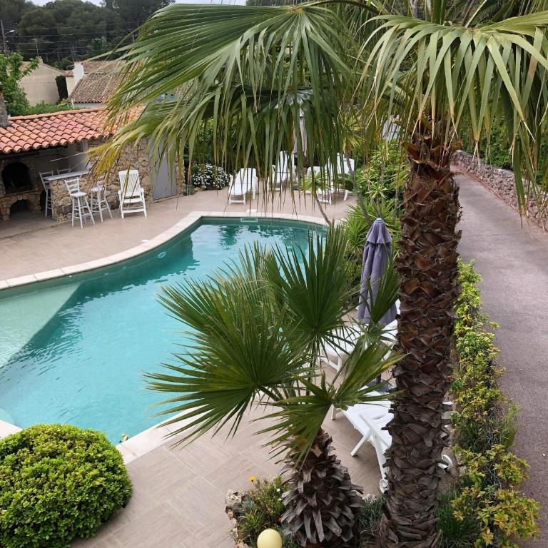 Villa Gecko - Apartment with Pool View - 14