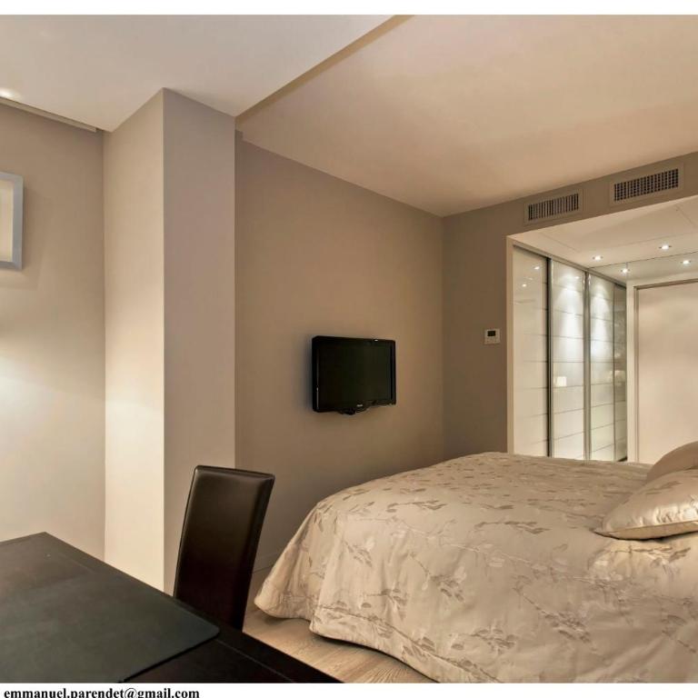 REF 761 - Cannes Croisette - Sea view apartment for rent - Apartamento - 9