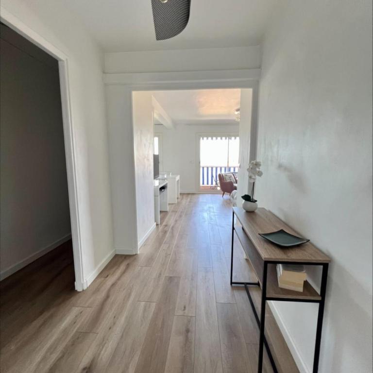 Spacious and bright cocoon near the sea - Appartement - 6