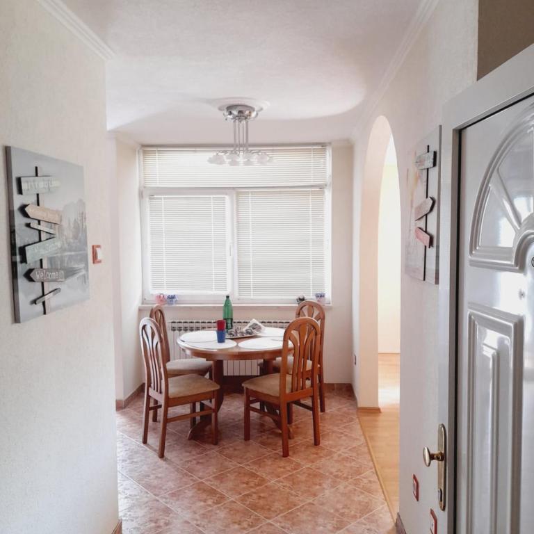 Apartman Ajla - One-Bedroom Apartment - 5