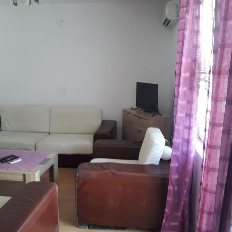 Mir - One-Bedroom Apartment - 13
