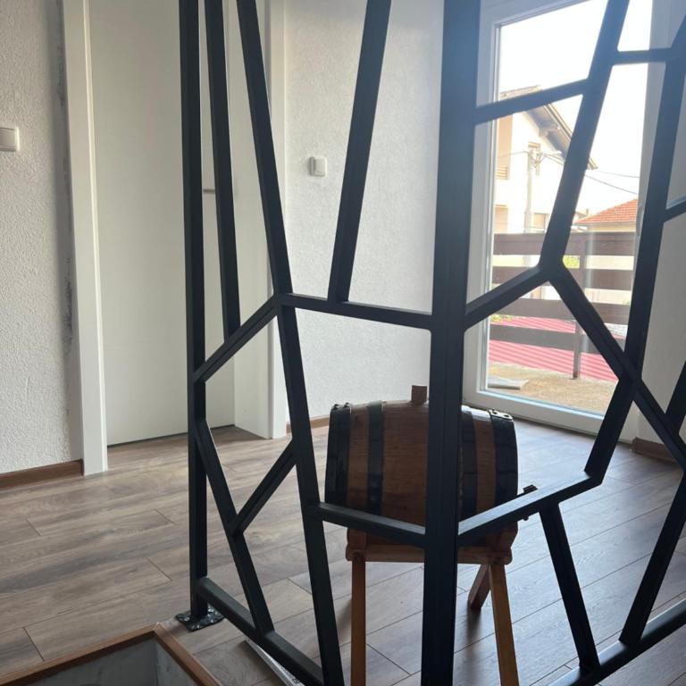 Una - Three-Bedroom House - 36