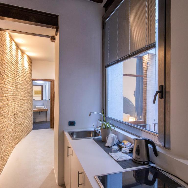 C&O Savoia Deluxe Rooms - Suite Familiare Deluxe - 9