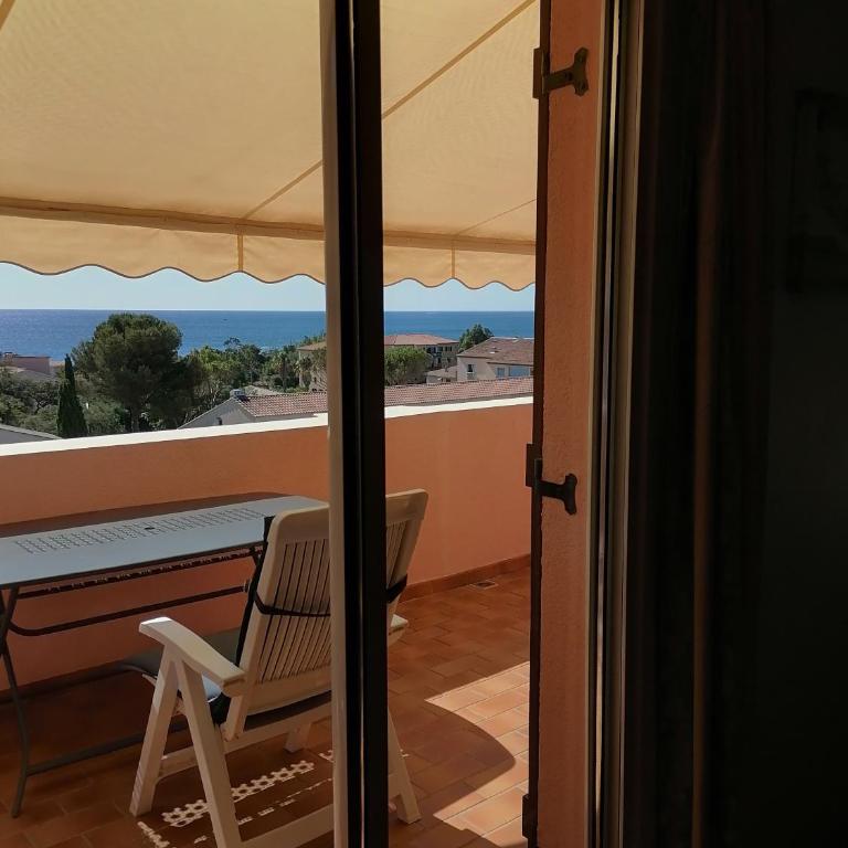 Balcon sur la Méditerranée St Aygulf centre, 4 couchages - Appartement - Vue sur Mer - 3
