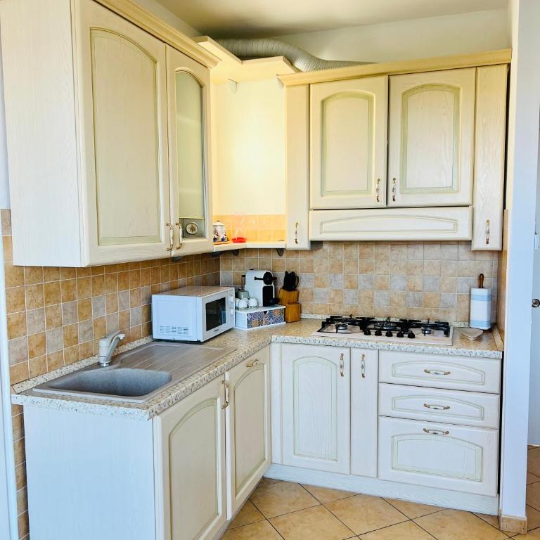 Casa Anselmo - One-Bedroom Apartment - 8