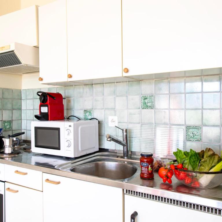 Pazzallo Panoramica with Balcony and Garage - Happy Rentals - Appartamento con Balcone - 4