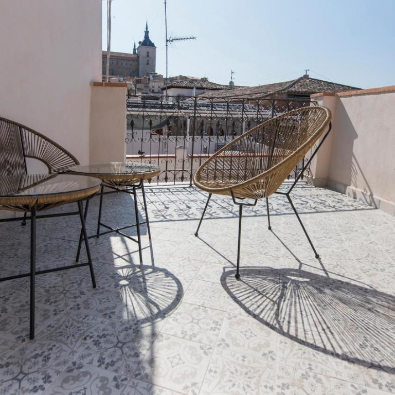 Apartamentos Boutique Pinocho by Toledo AP - Suite con terraza - 15
