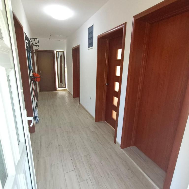 Irvas Kolasin-400 metara od centra - Apartman sa 2 Spavaće Sobe - 13
