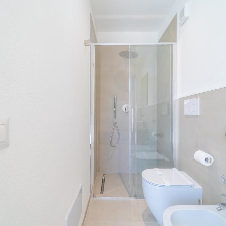 Nuova -Luxury Rooms & Apartment- - Camera Queen con Vista Piscina - 12