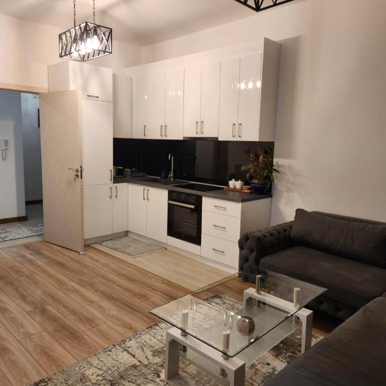 Apartment minutes away from the beach - Two-Bedroom Apartment - 22