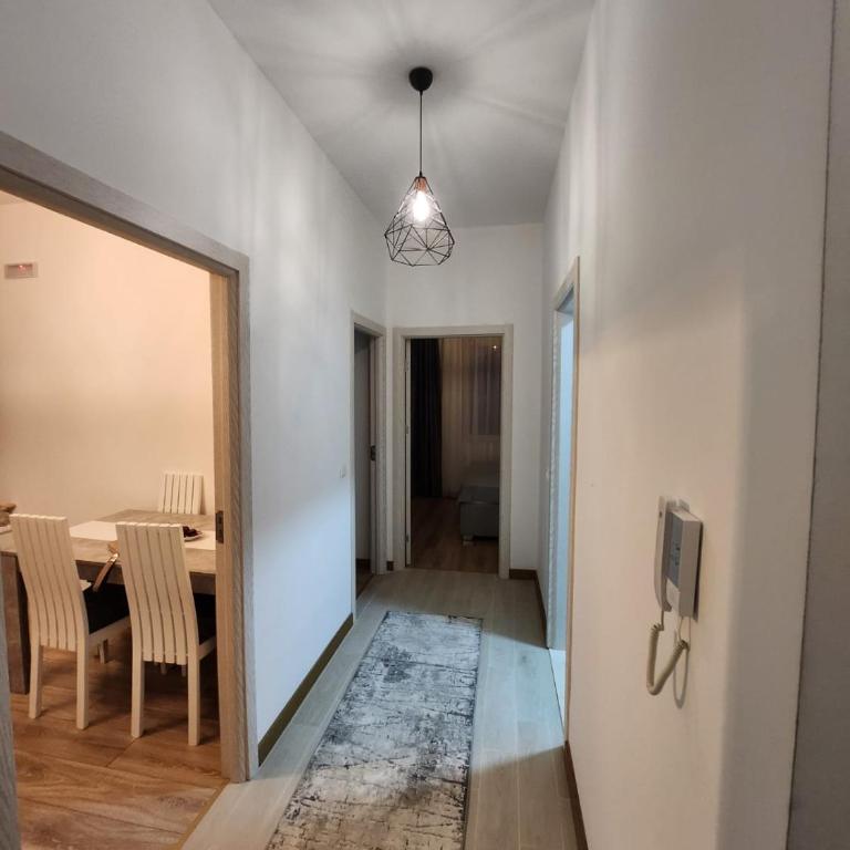 Apartment minutes away from the beach - Two-Bedroom Apartment - 23