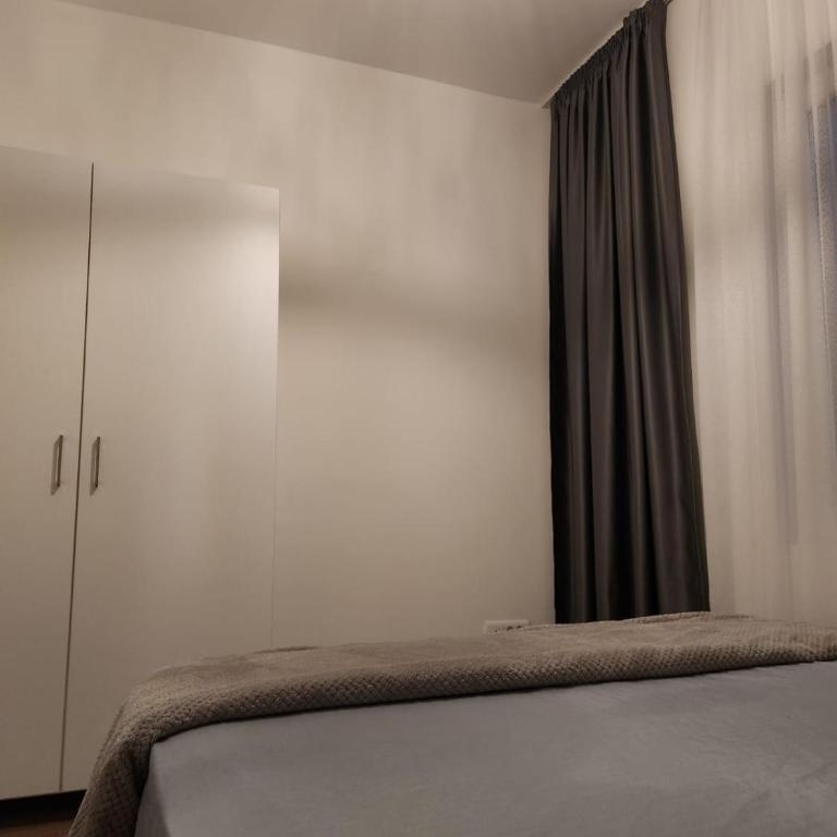 Apartment minutes away from the beach - Two-Bedroom Apartment - 43