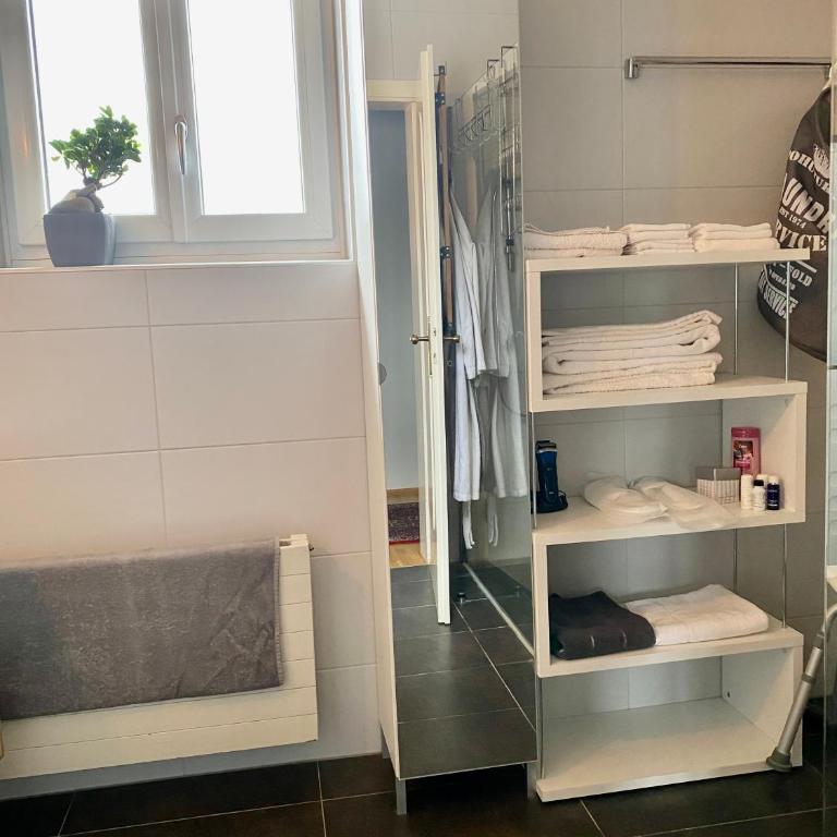 Big Apartment With Balcony - Apartment mit Balkon - 25