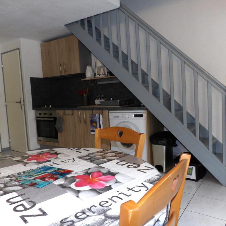Les logis de Magali Les Acacias, maison, clim, parking - Casa con 2 Camere da Letto - 15