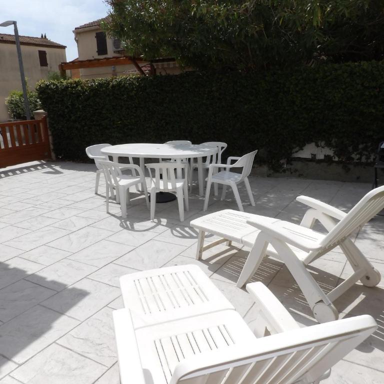 Les logis de Magali Les Acacias, maison, clim, parking - Casa con 2 Camere da Letto - 14