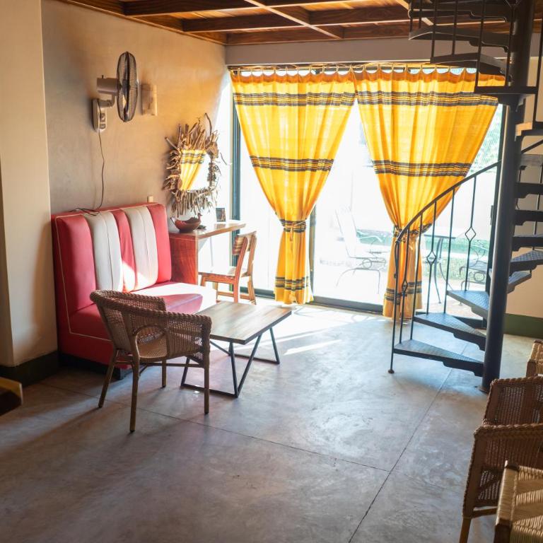Madre Tierra Hotel & Coworking - Estudio - 2 niveles - 9