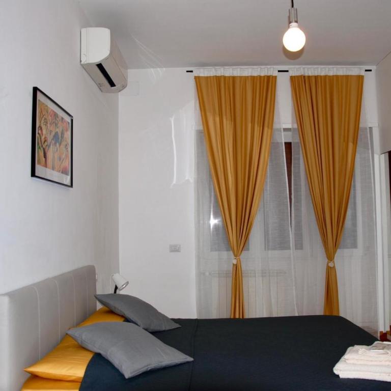 LOCAZIONE TURISTICA PAOLUCCI - Double Room with Shared Bathroom - 2