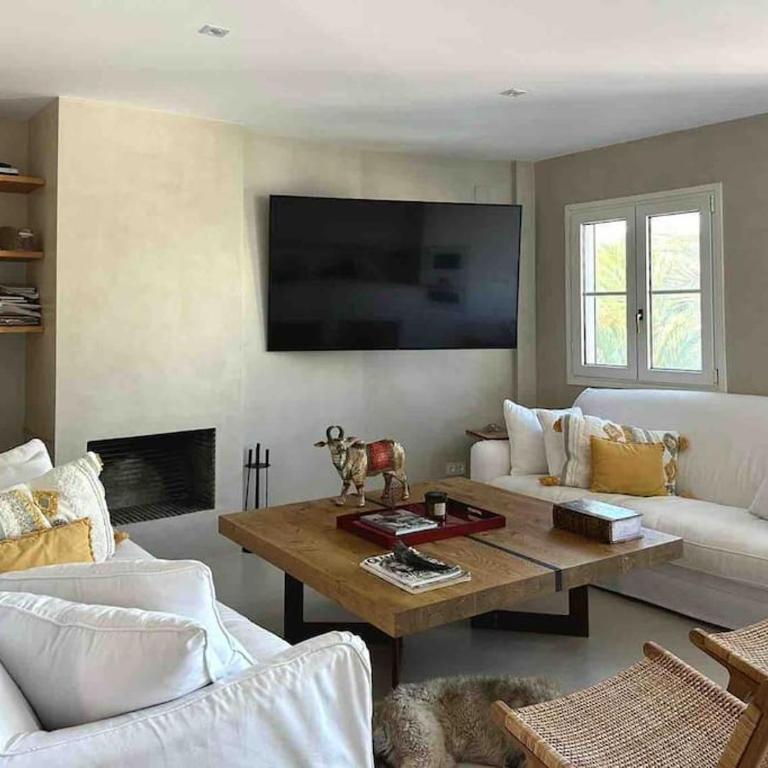 Modern 2 bedroom in Marbella Real - Two-Bedroom Apartment - 4