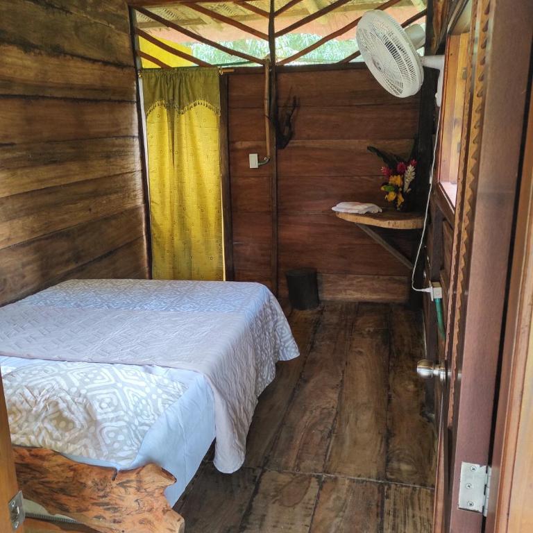 Hostal Flor Tayrona - Double Room with Private Bathroom - 1