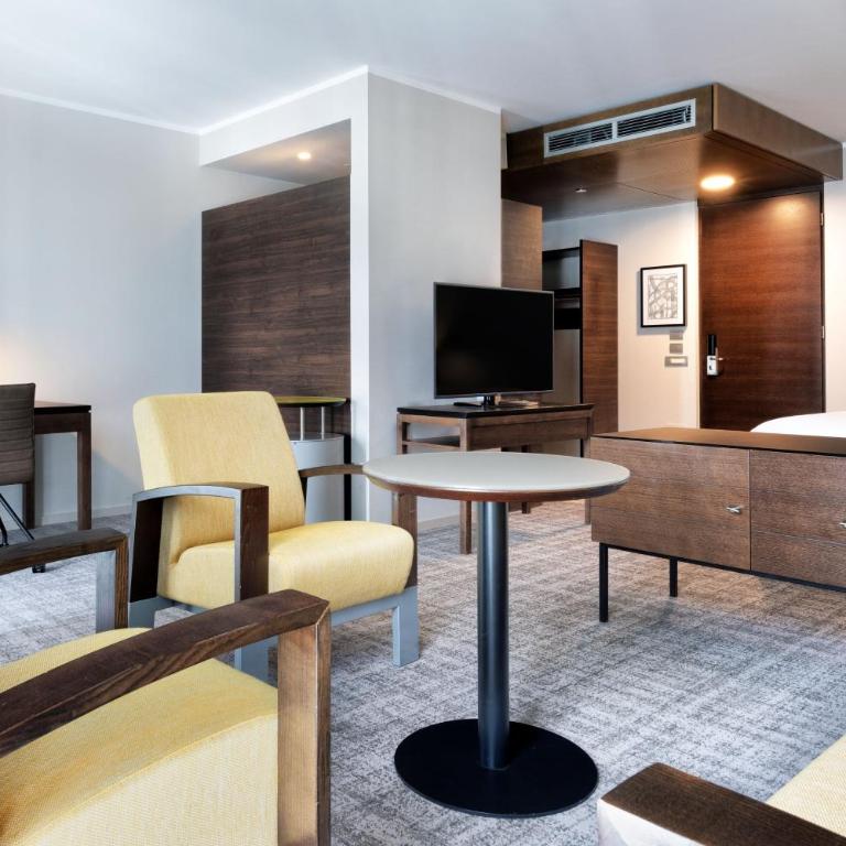 Four Points Sheraton Bolzano Bozen - Suite King Classic - 2