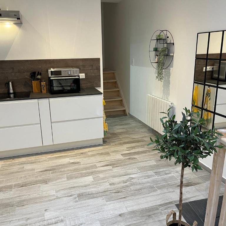 Historical Rue Longue - Appartement en Duplex - 13